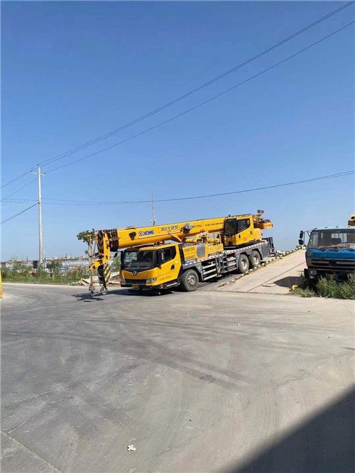 呼兰区吊车作业时，可能会产生哪些额外收费项目？